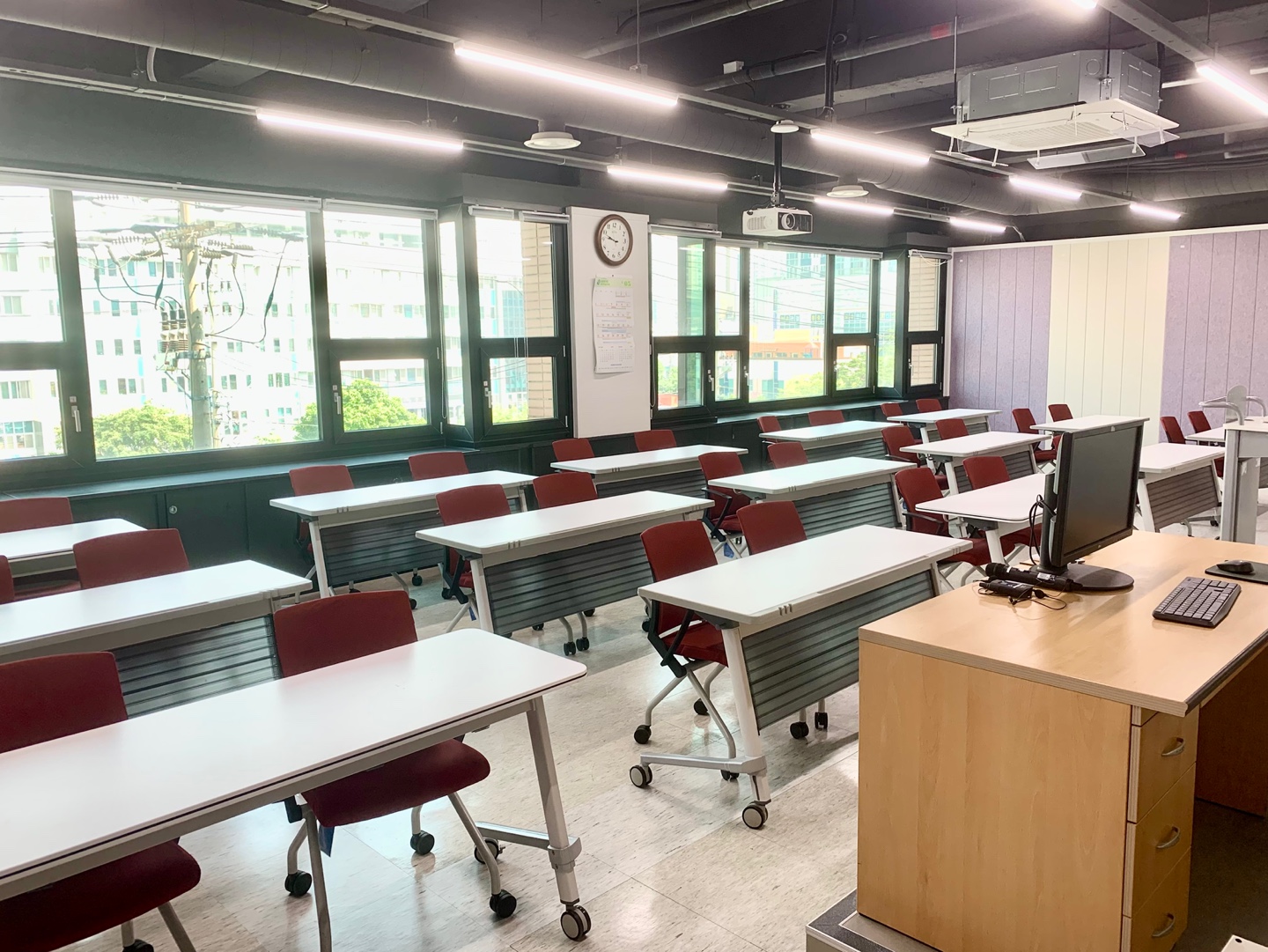 2강의실 전경